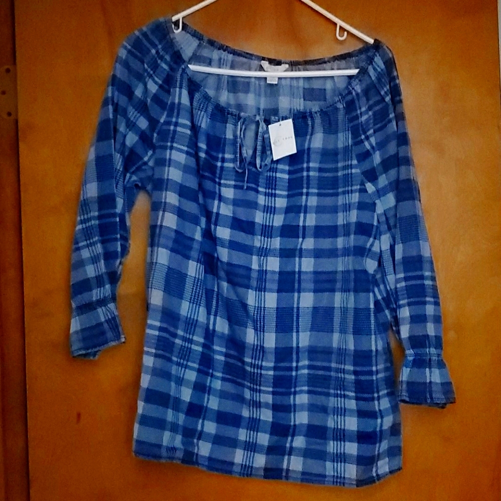 Blue Plaid 3/4 length sleeve top